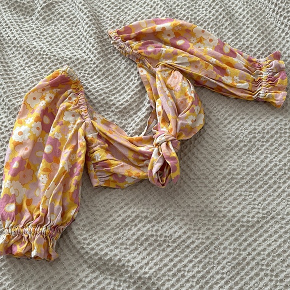 Rumours Puff Sleeve Tie Crop Top Floral - Picture 3 of 5